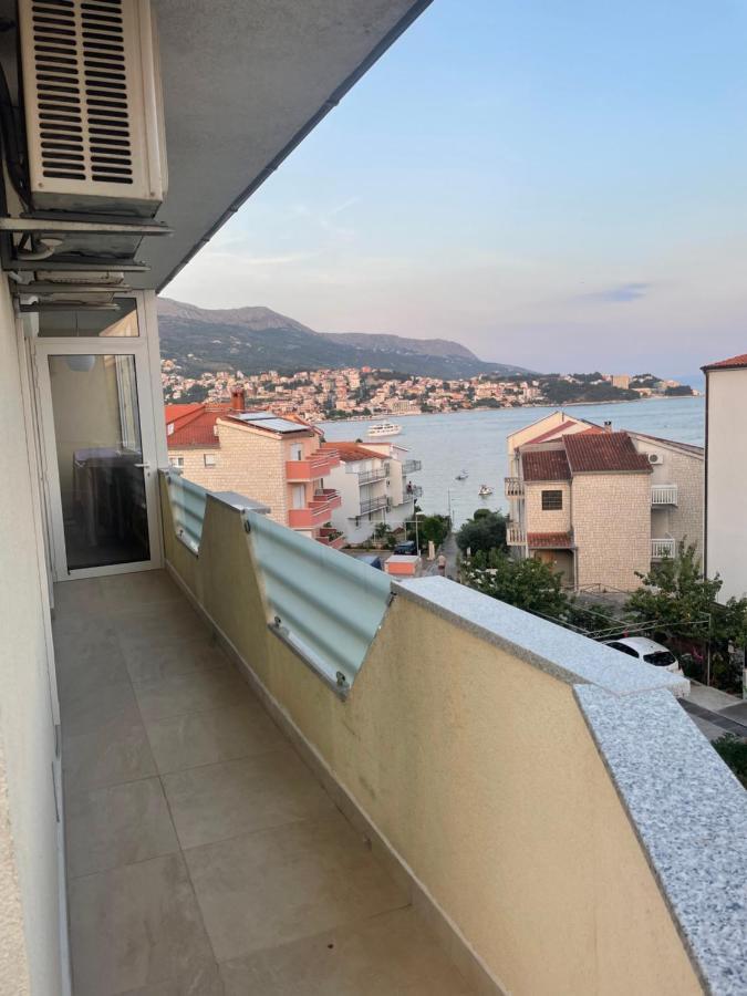 Apartments Lacaleta Split Exteriör bild